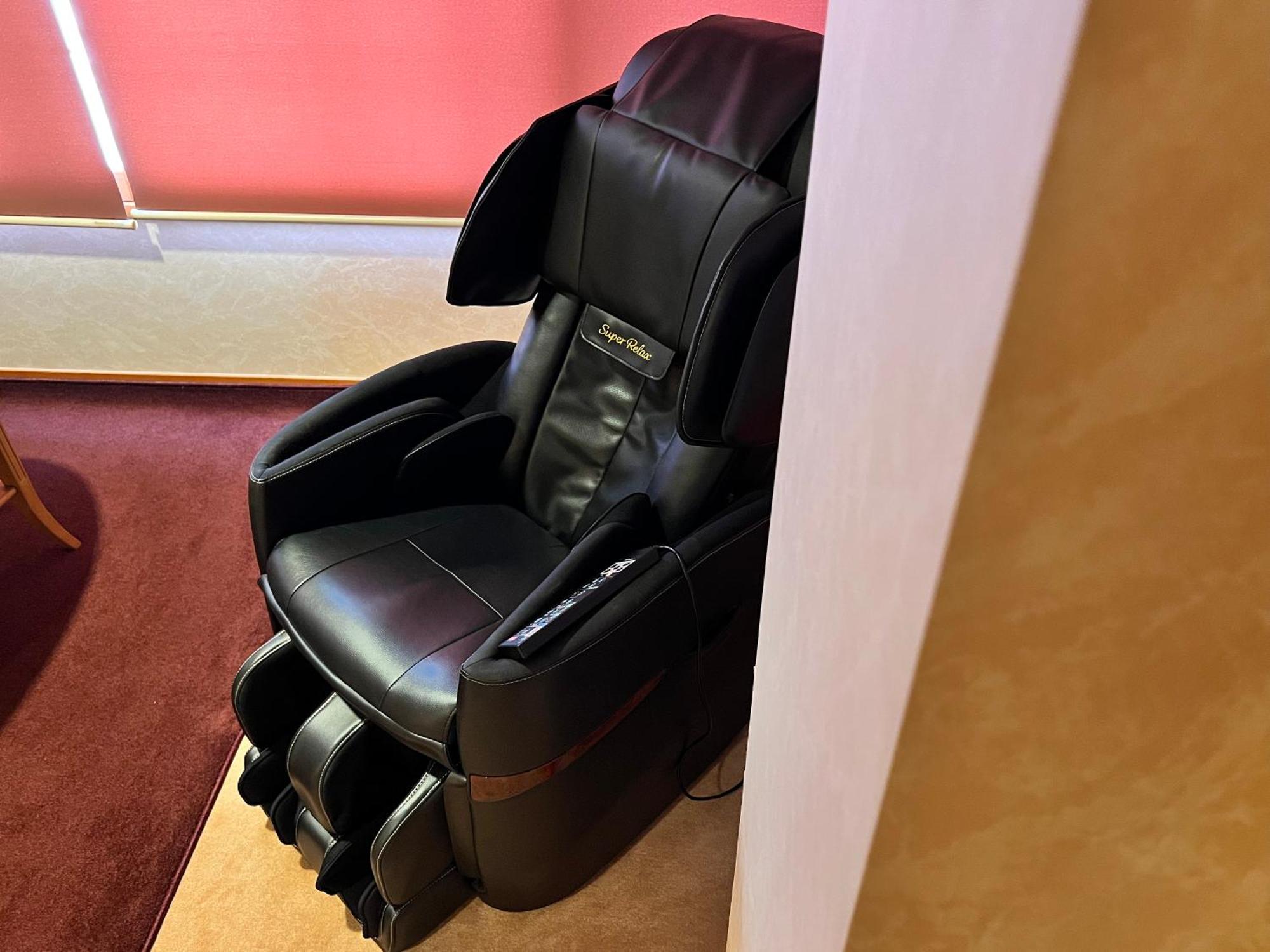 Hotel Miki Ґеро Екстер'єр фото